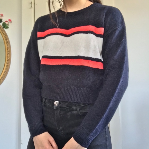 H&M Cropped Sweater - Picture 3 of 5
